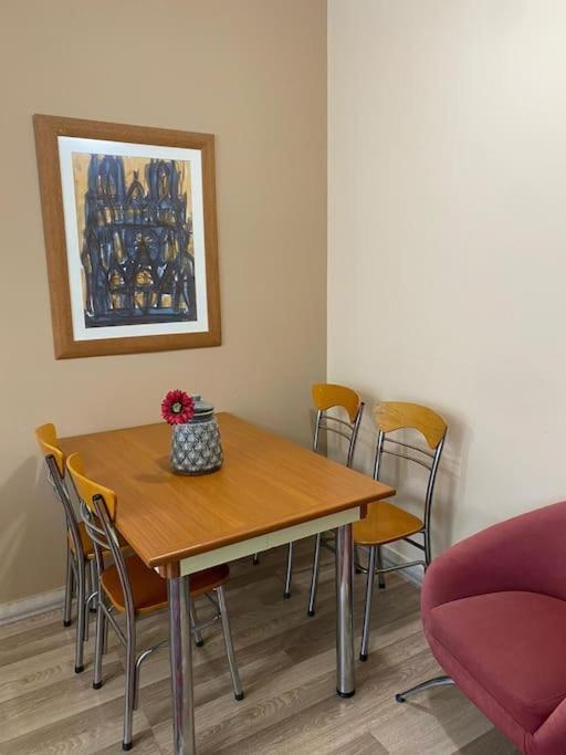 Apartament *Heart Of New Bazaar 1 Bed Apt* Tirana Zewnętrze zdjęcie